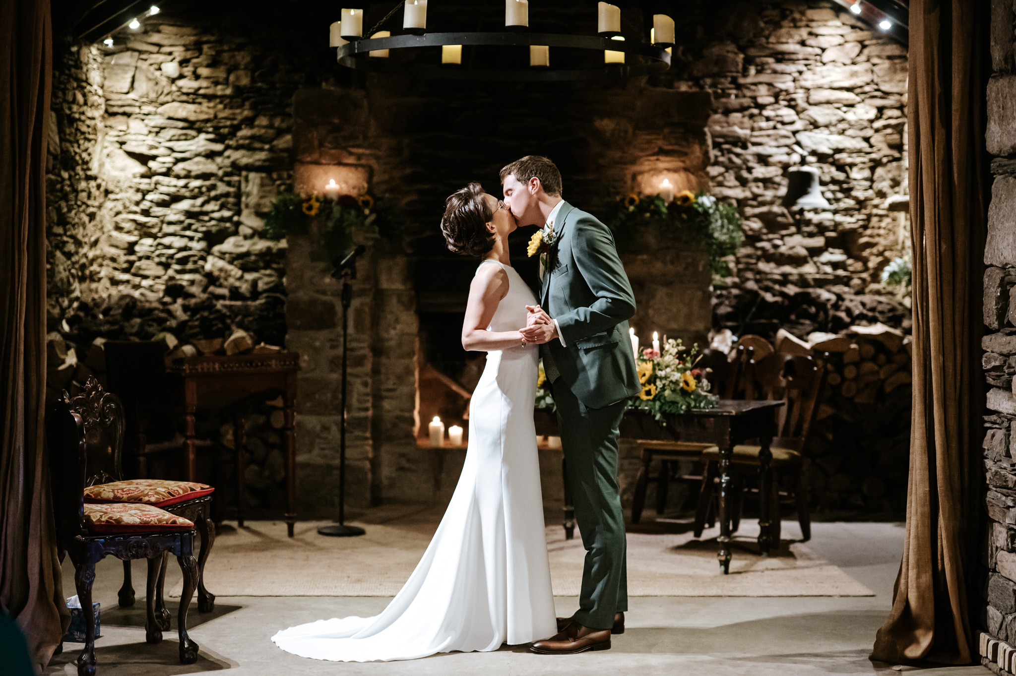 Wedding Timeline Tips Every Couple Should Know 2 Wedding Timeline Tips Every Couple Should Know 1